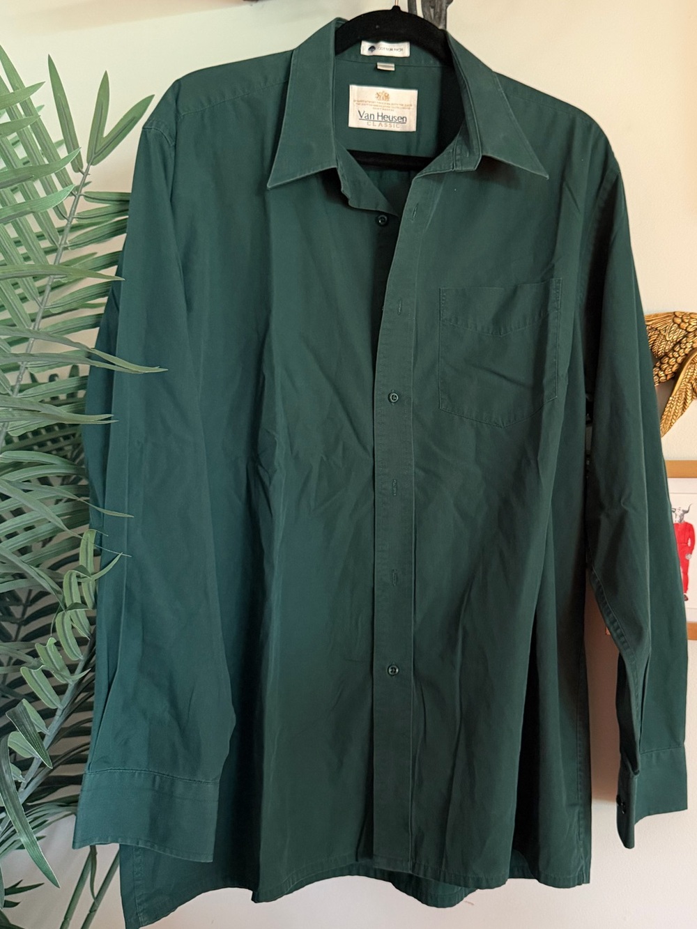 Vintage Van Heusen Men's Dark Green Long Sleeve Button-Up Shirt